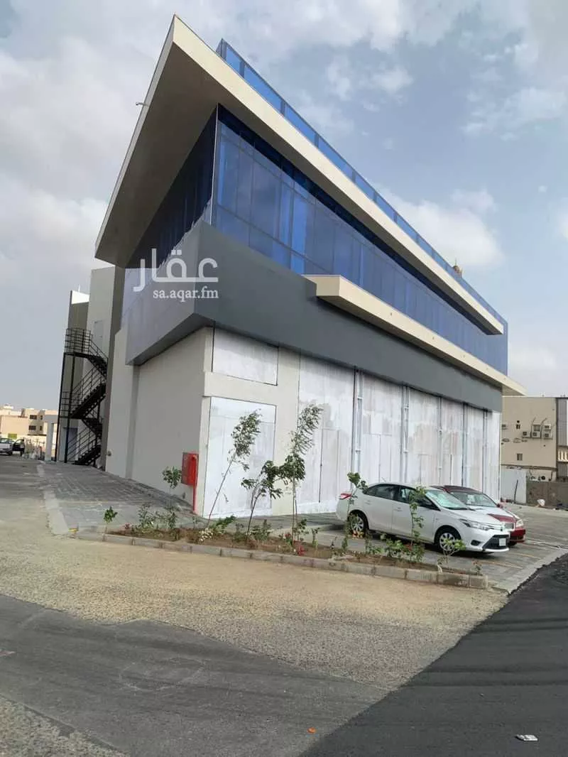 1268 sqm shop in Taibah 2