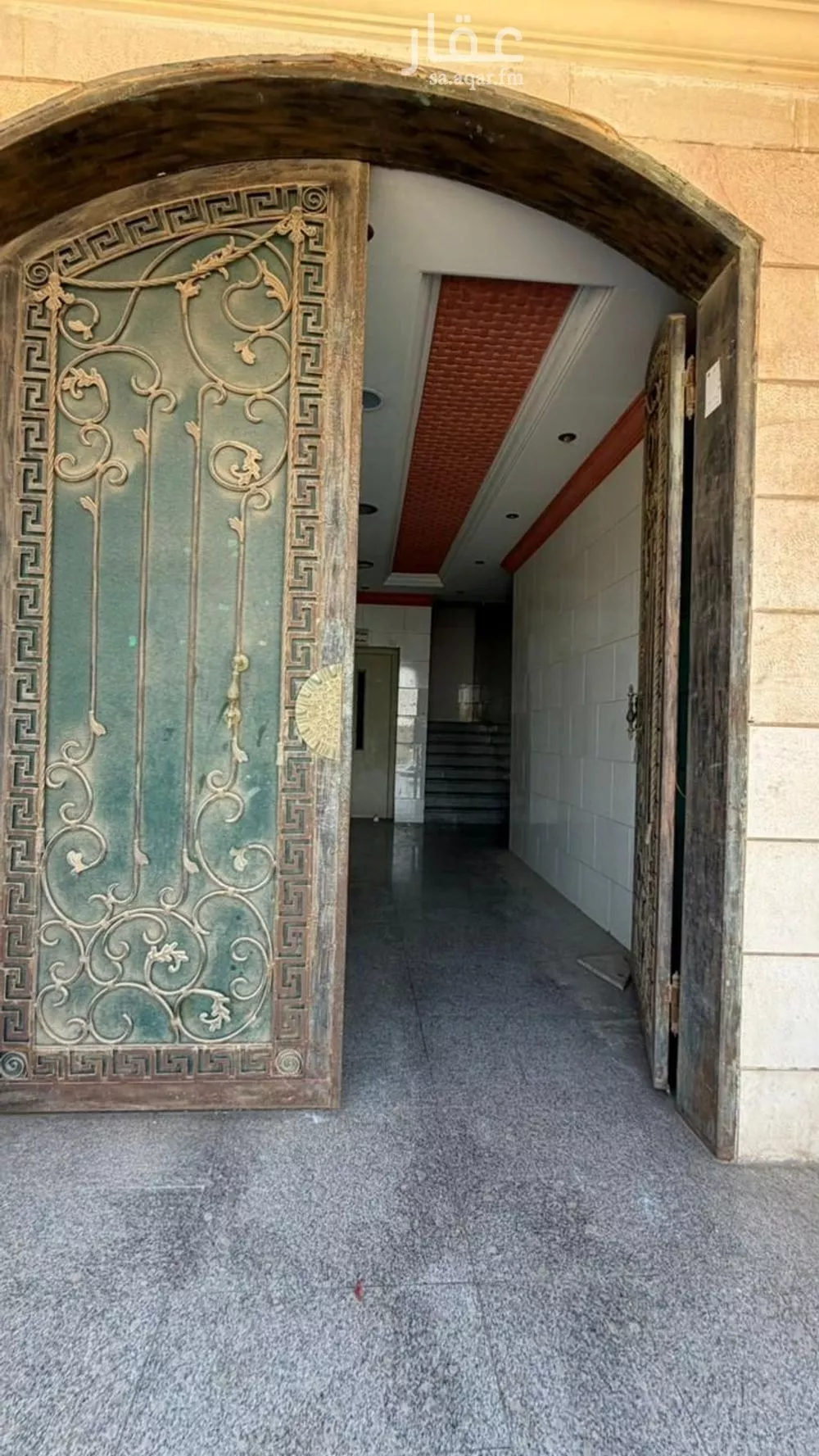 750 sqm building in Al Amir Fawaz Al Janouby 7