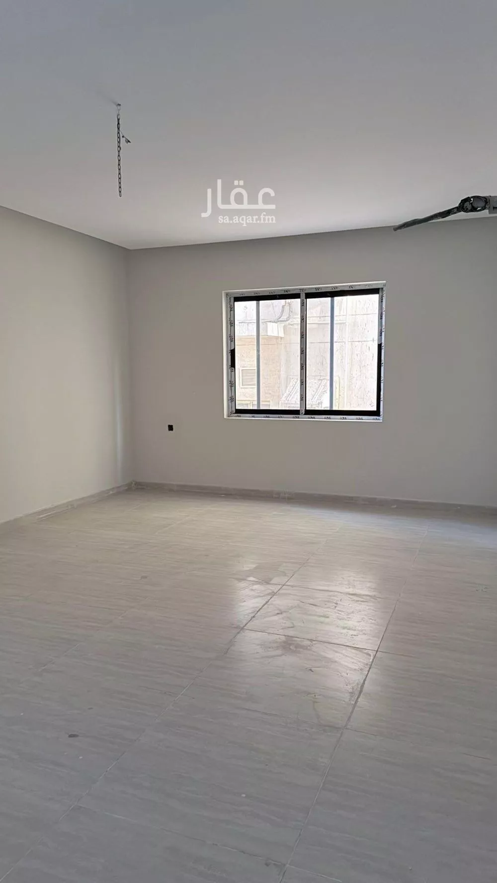 731 sqm building in Al Wahah 8