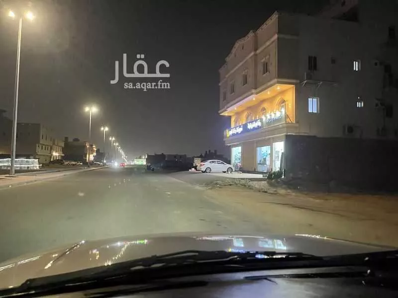 محل 200 م² في جدة 3