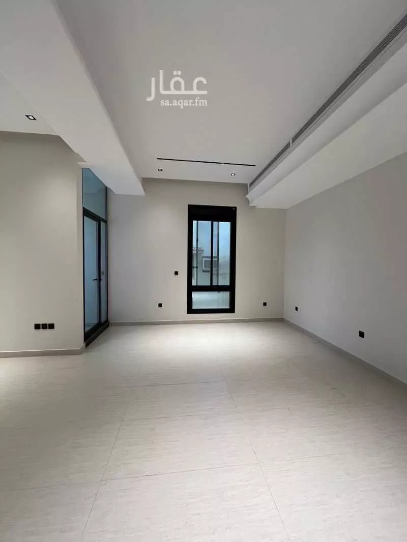 190 sqm building in Al Rawdah 2