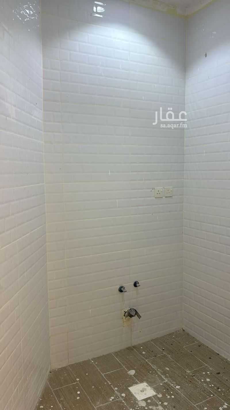 عقار 27 غرف في القرينة، جدة 9