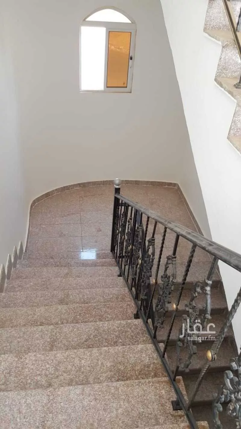 541 sqm building in Al Furusiyah 5