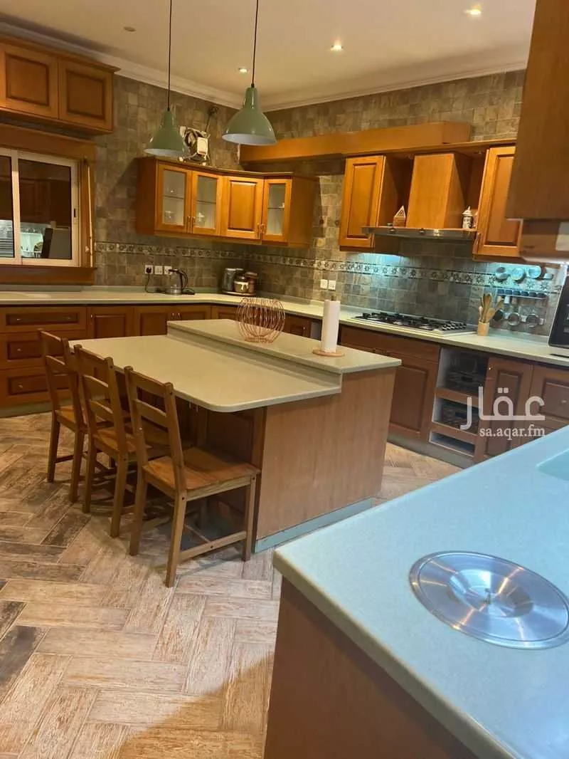 عمارة 690 م² في الزهراء 4