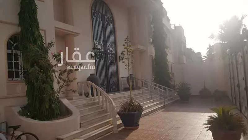 عمارة 978 م² في البساتين 3