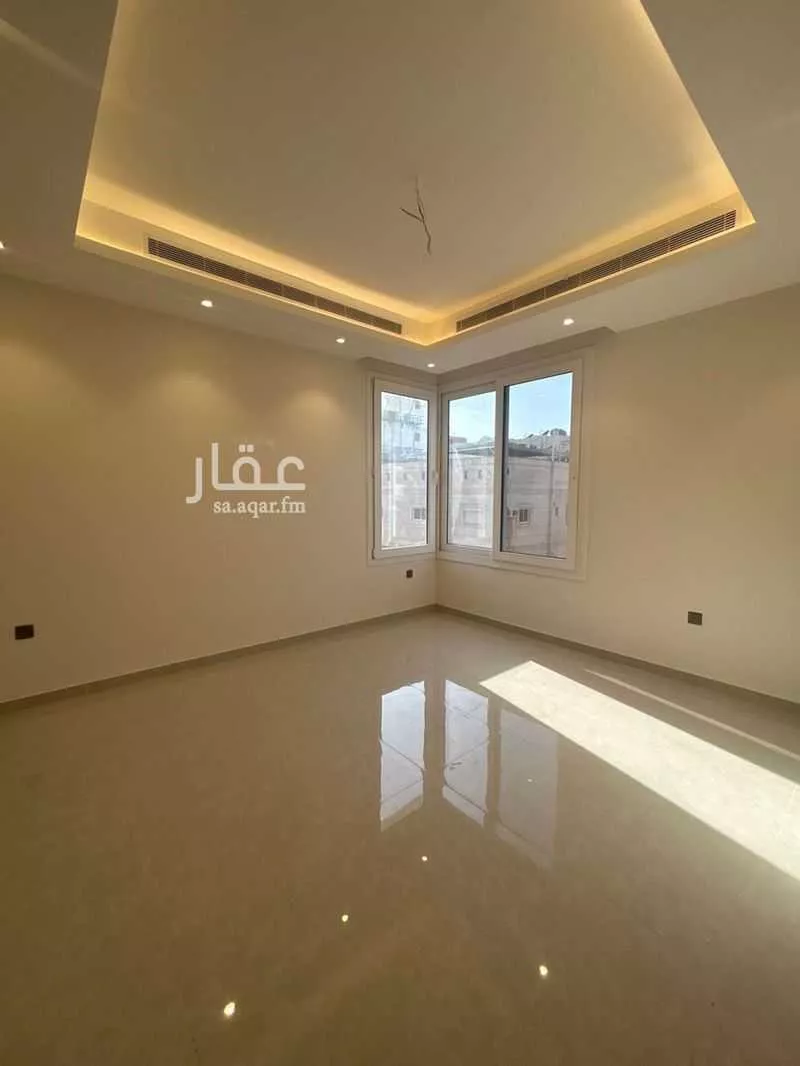 164 sqm building in Al Rawdah 2