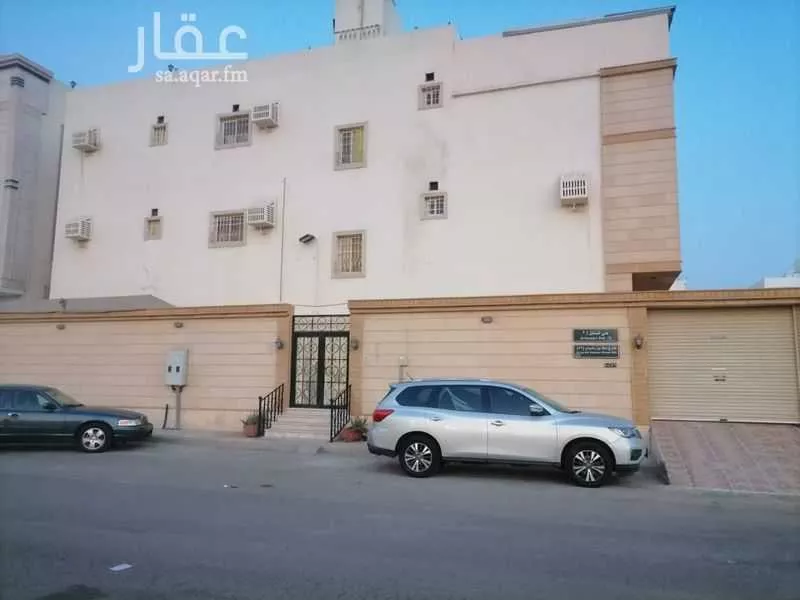 عمارة 300 م² في السنابل 7