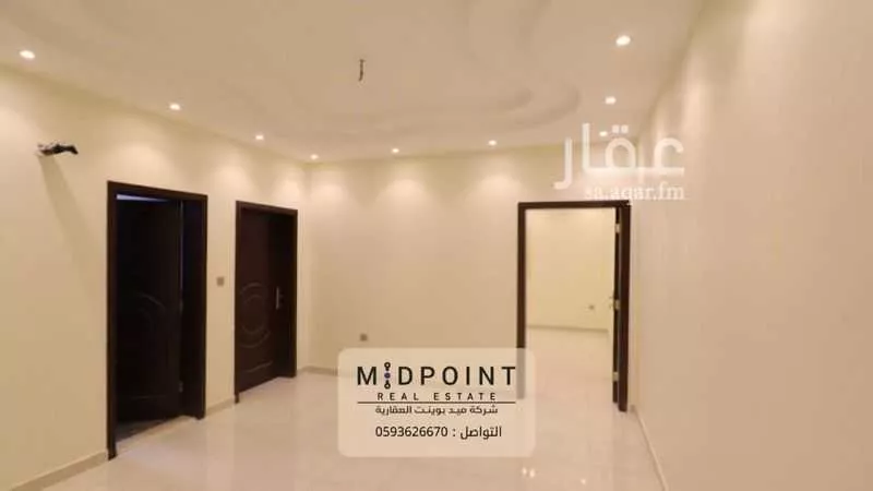 عمارة 945 م² في الربوة 6