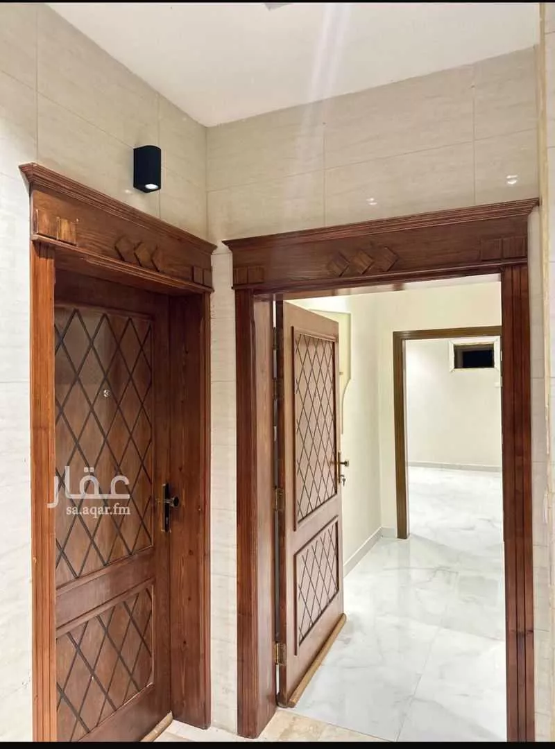 عمارة 595 م² في الزمرد 6