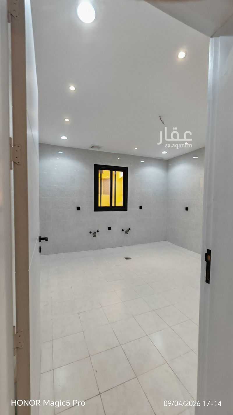 30 bedroom building in As Salhiyah, Jeddah 18