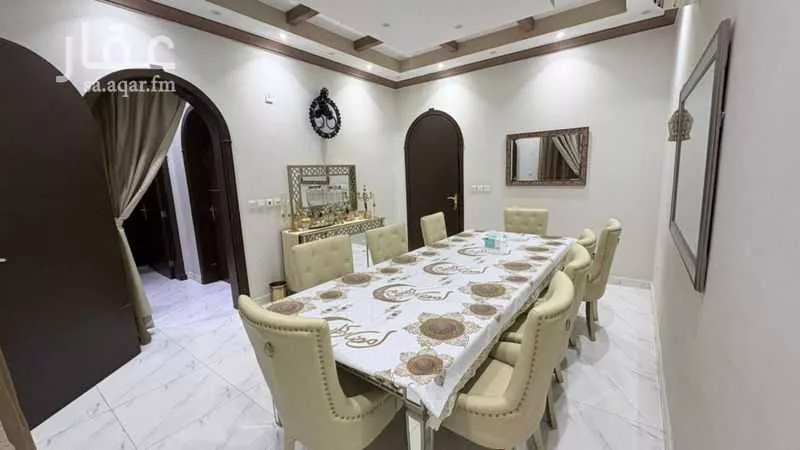عمارة 685 م² في الصالحية 18