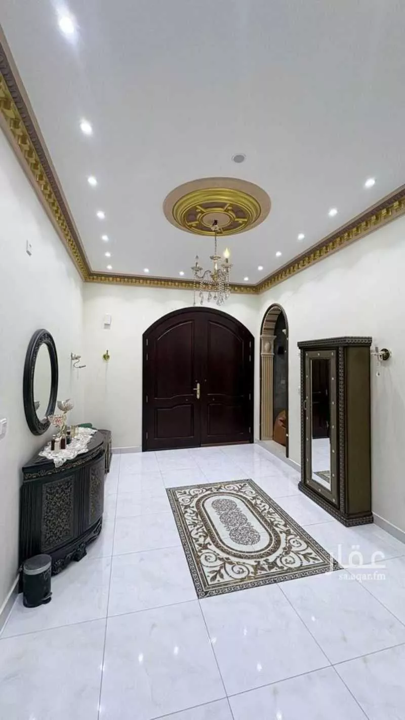 عمارة 685 م² في الصالحية 21