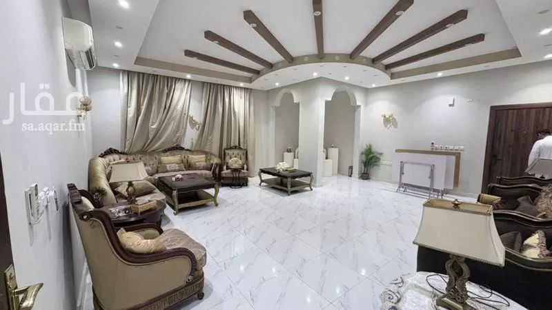 عمارة 685 م² في الصالحية 6