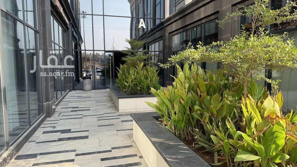 6 bedroom office in Al Narjis, Riyadh 17