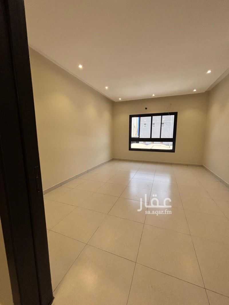 4 bedroom office in Al Wadi, Riyadh 5