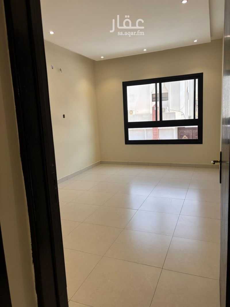 4 bedroom office in Al Wadi, Riyadh 8