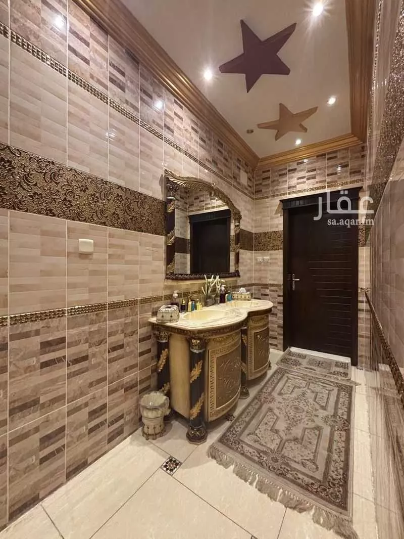 500 sqm building in Al Amir Fawaz Al Janouby 13
