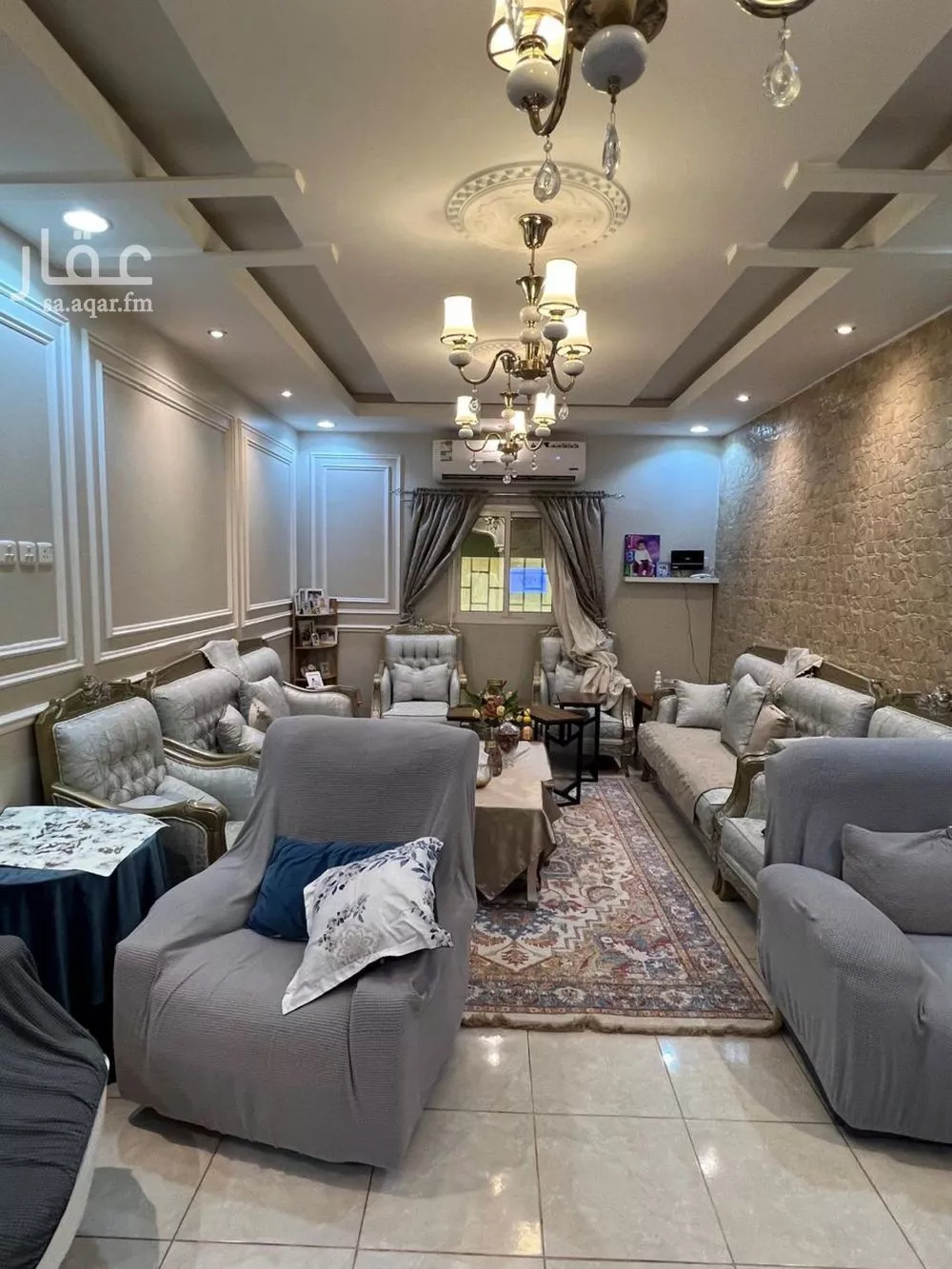 عمارة 550 م² في الأجاويد 8