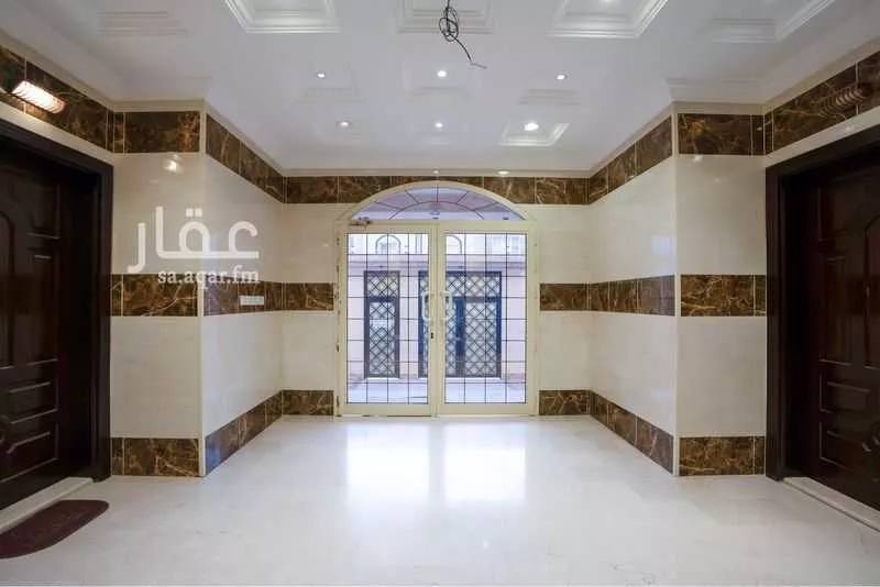 عمارة 690 م² في الحمدانية 12