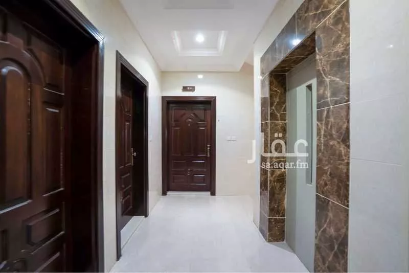 عمارة 690 م² في الحمدانية 9
