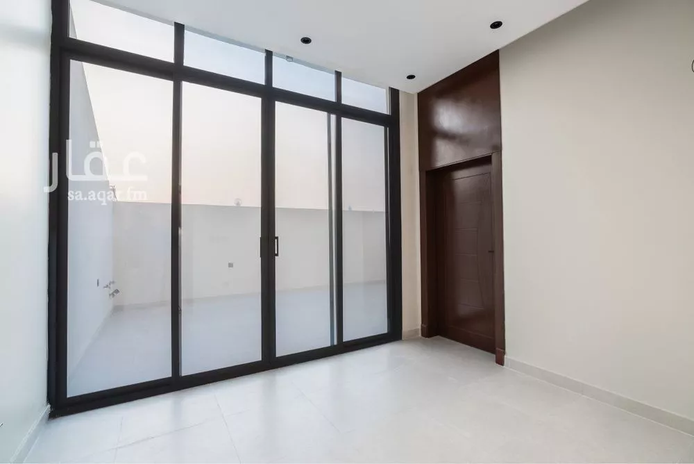 عمارة 400 م² في المروة 4