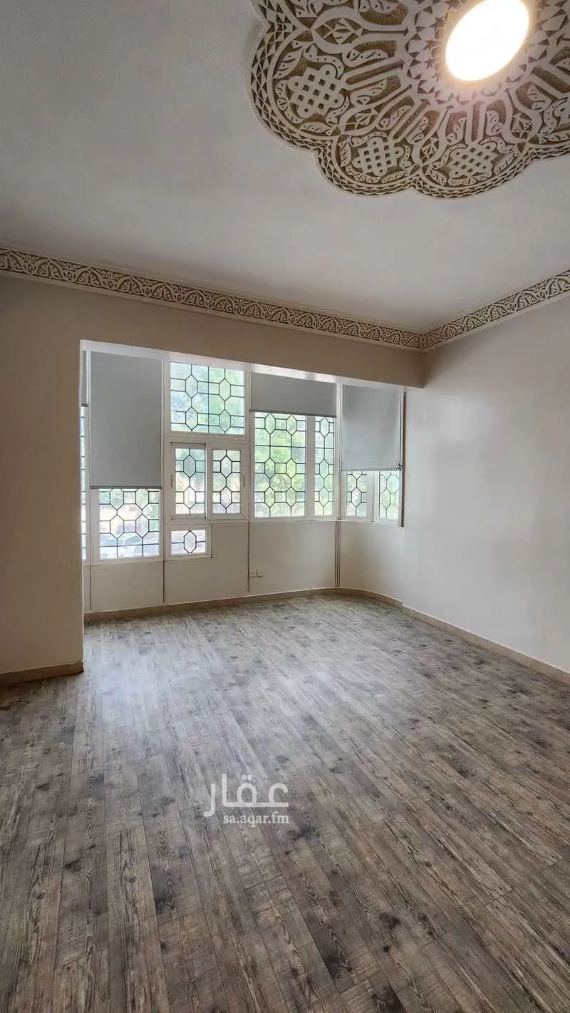 عمارة 660 م² في الرحاب 7