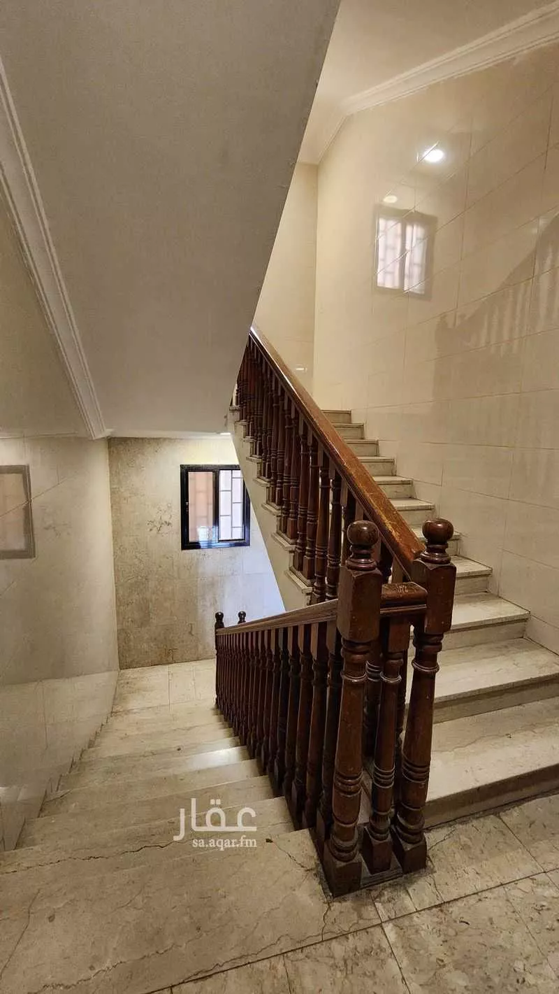 عمارة 660 م² في الرحاب 8