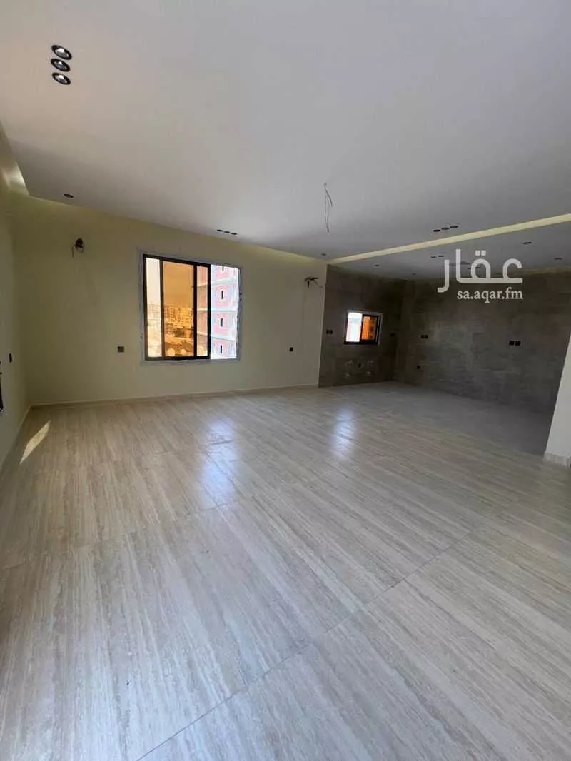 525 sqm building in Al Rawdah 9