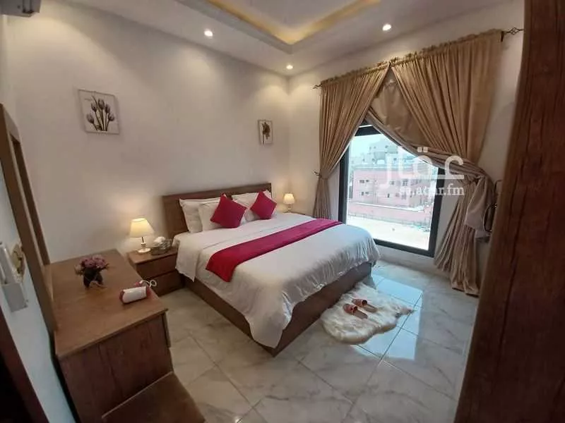 عمارة 400 م² في الرويس 15