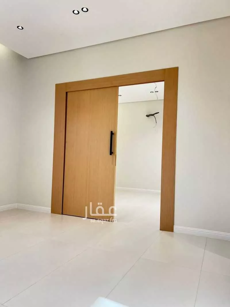 عمارة 140 م² في الريان 5