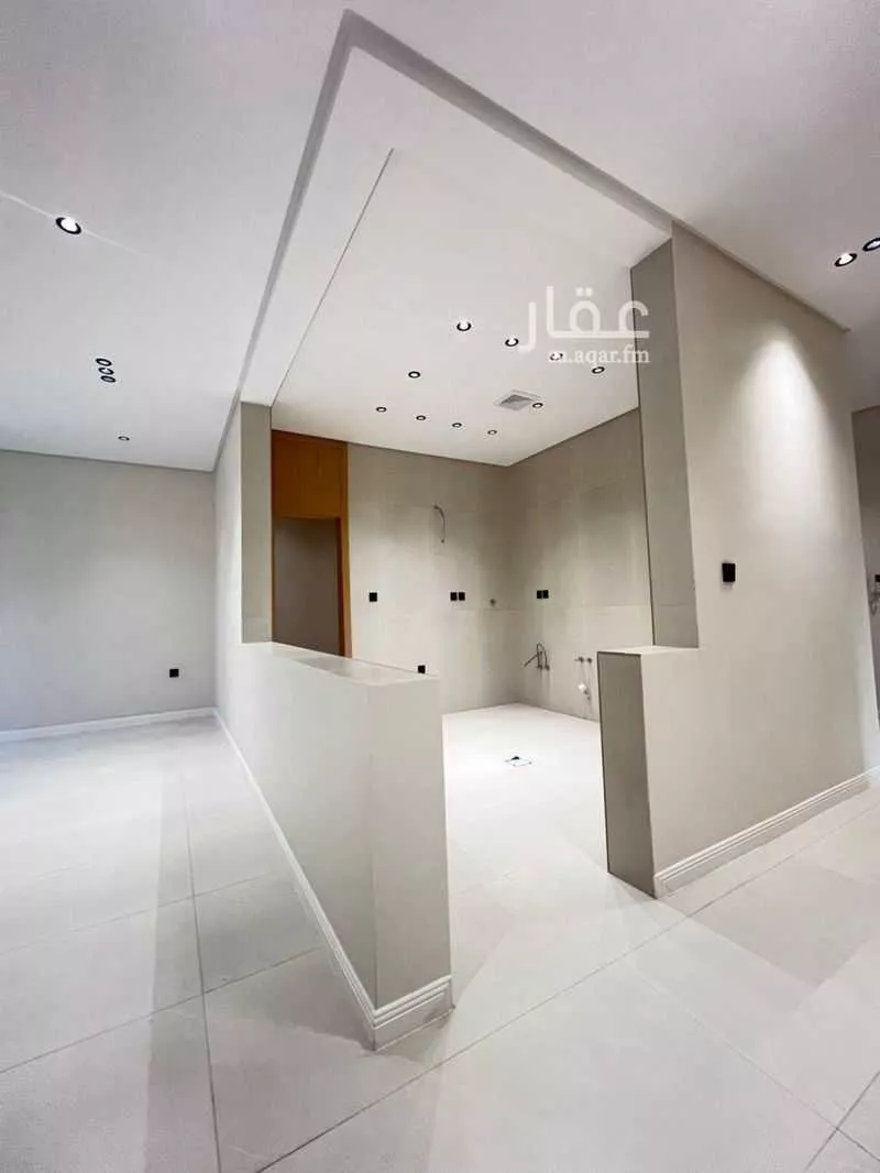 عمارة 140 م² في الريان 9