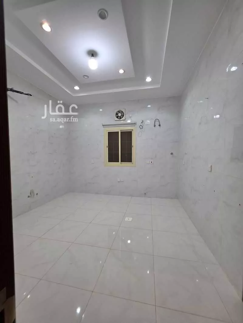 عمارة 900 م² في الفروسية 14