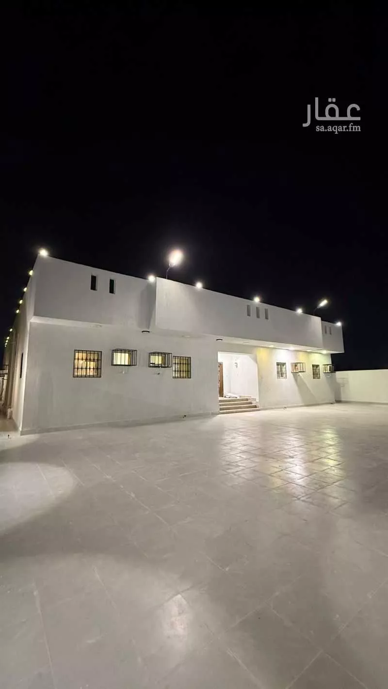 900 sqm building in Al Sawari 5