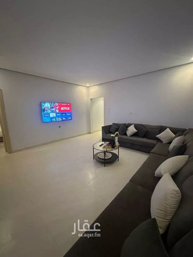 600 sqm building in Al Safa 14