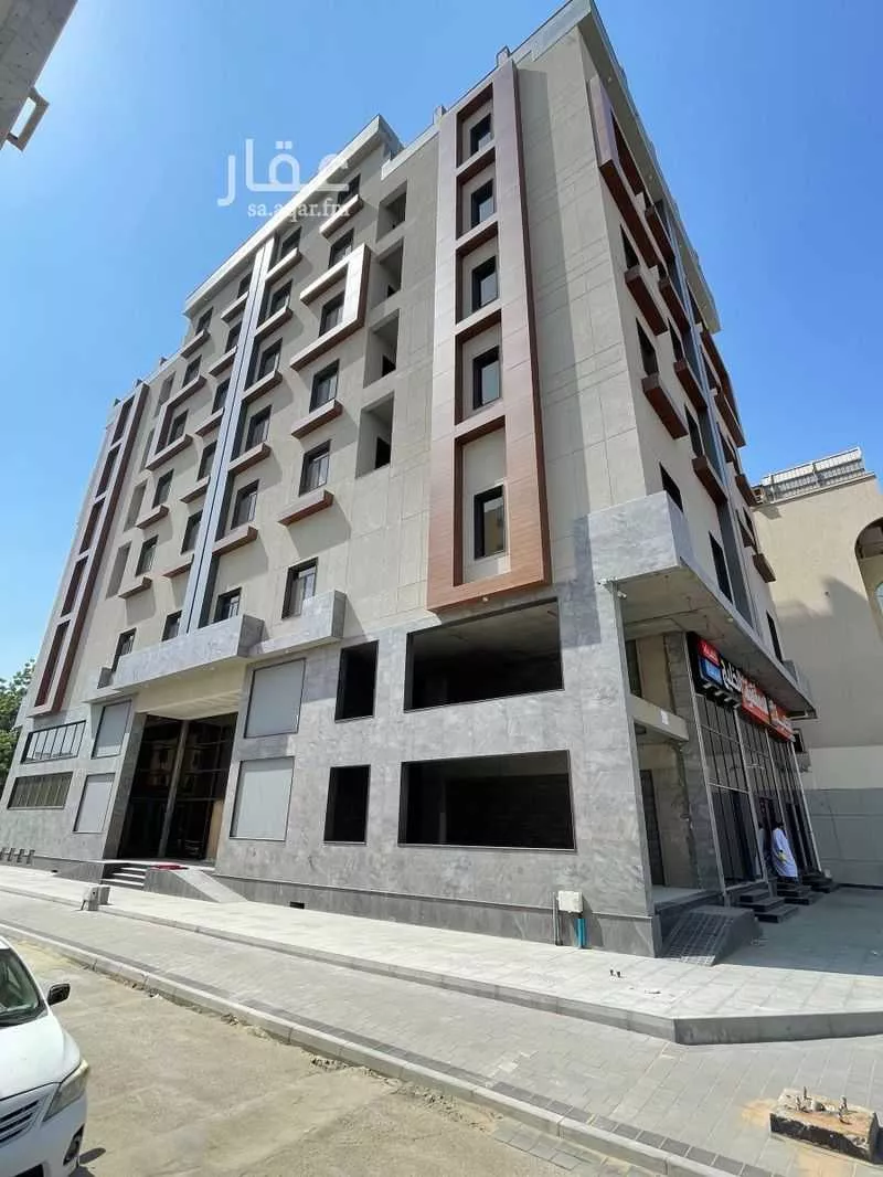 1020 sqm building in Al Sharafiyah 3