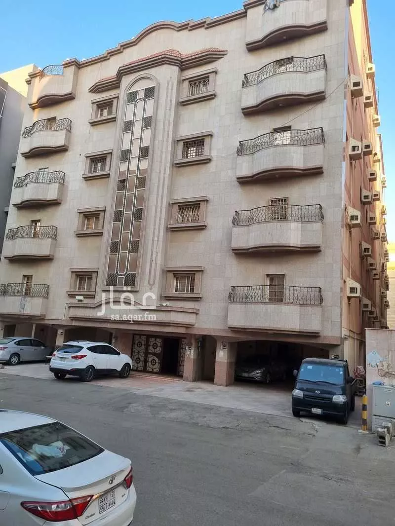 عمارة 750 م² في المنار 3