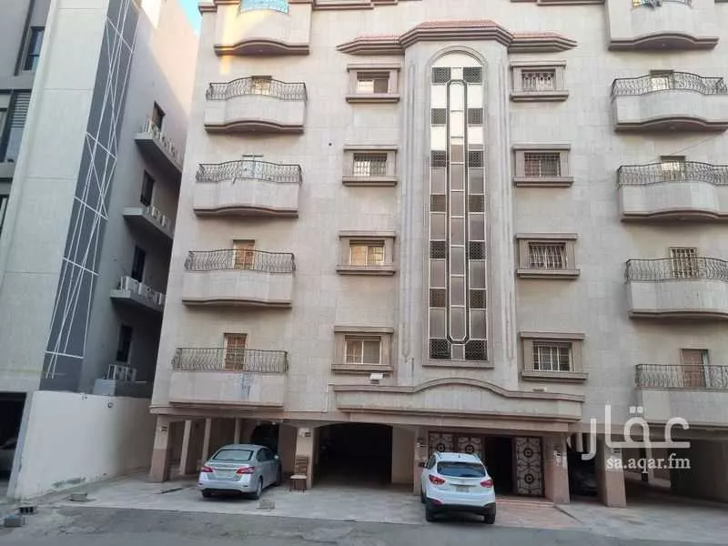 عمارة 750 م² في المنار 4