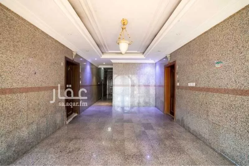 عمارة 925 م² في الربوة 4