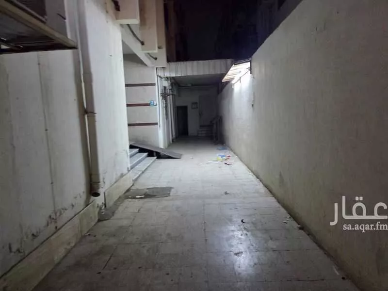 عمارة 750 م² في الصفا 8