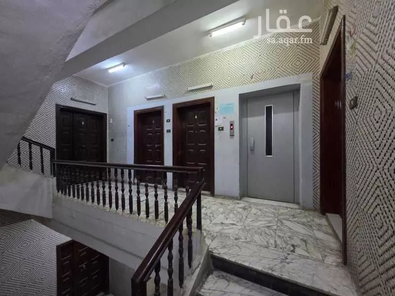 عمارة 750 م² في الصفا 9