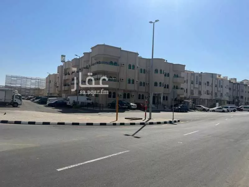 عمارة 762 م² في الصفا 3