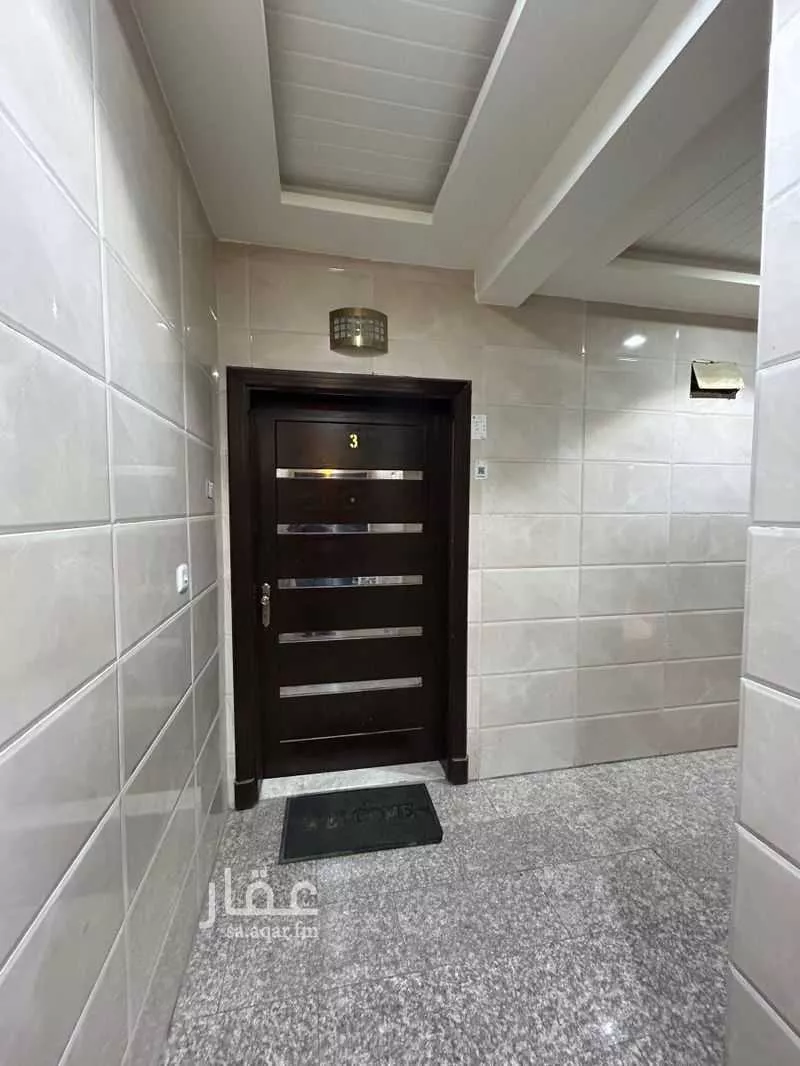 عمارة 626 م² في المنار 15