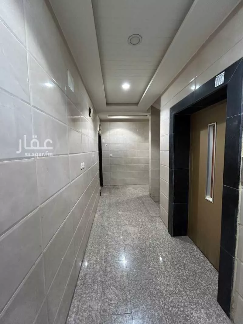 عمارة 626 م² في المنار 16