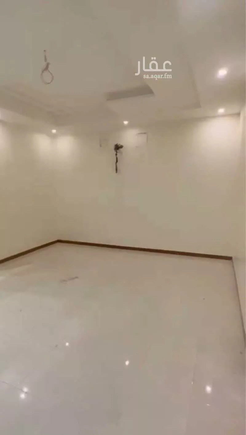عمارة 626 م² في المنار 29