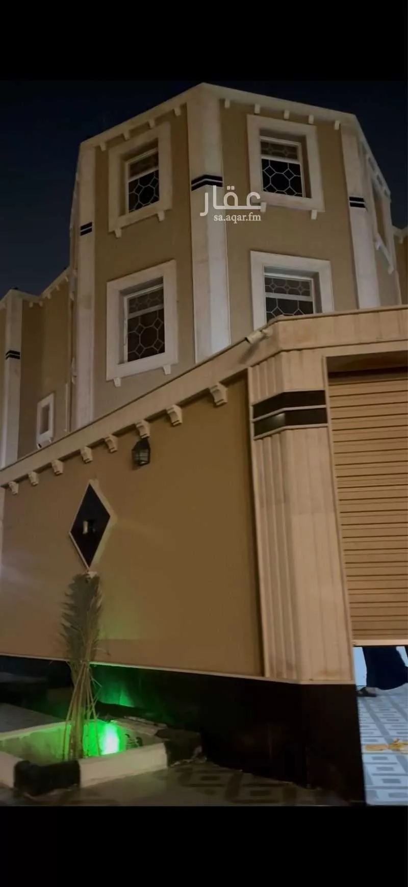 عمارة 891 م² في الصالحية 3