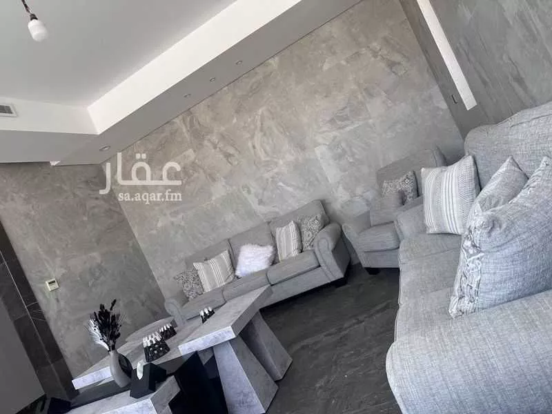 692 sqm building in Al Hamdaniyah 5