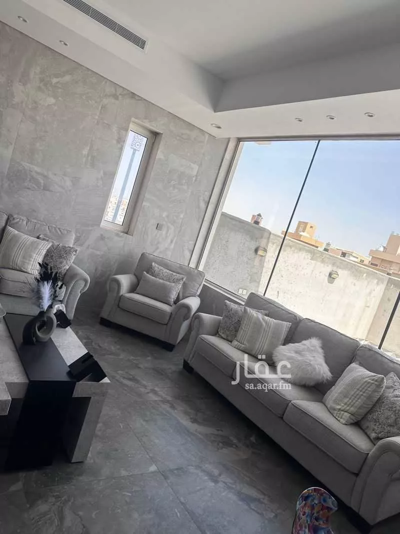 692 sqm building in Al Hamdaniyah 9