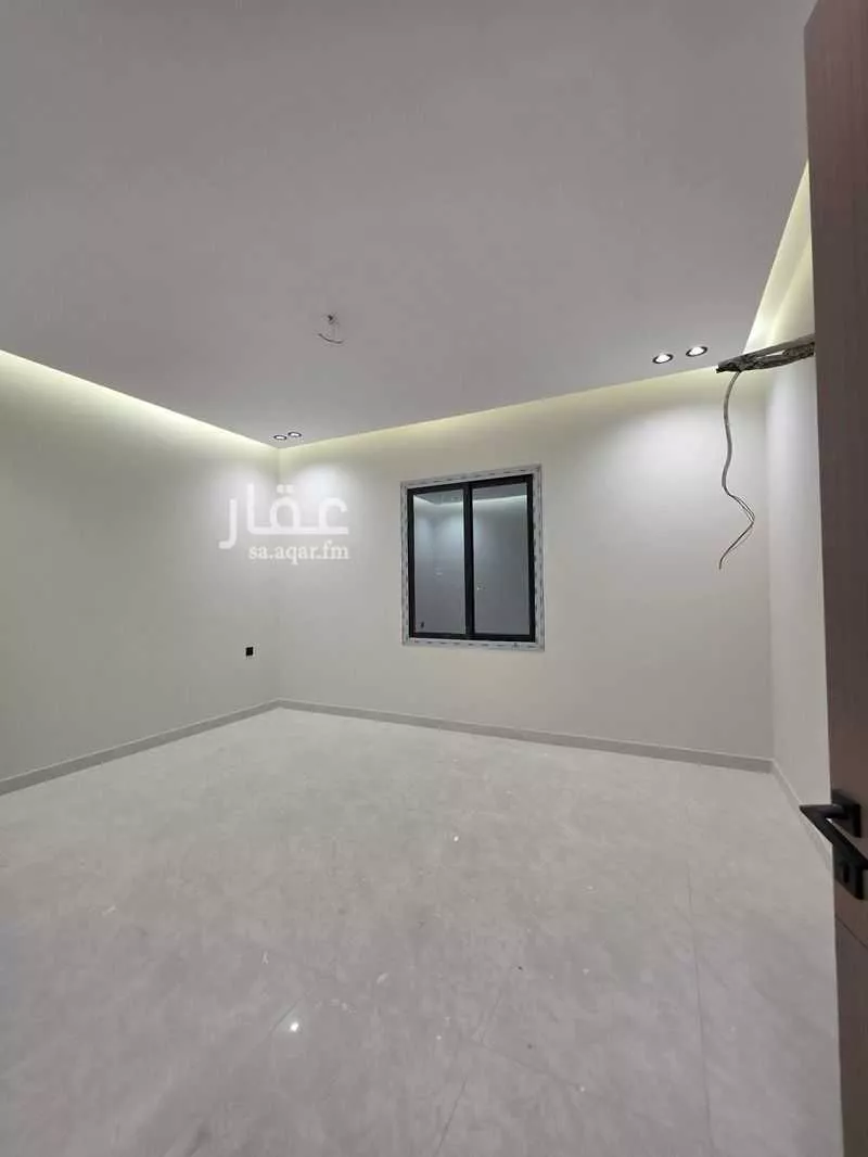 عمارة 601 م² في الفلاح 11