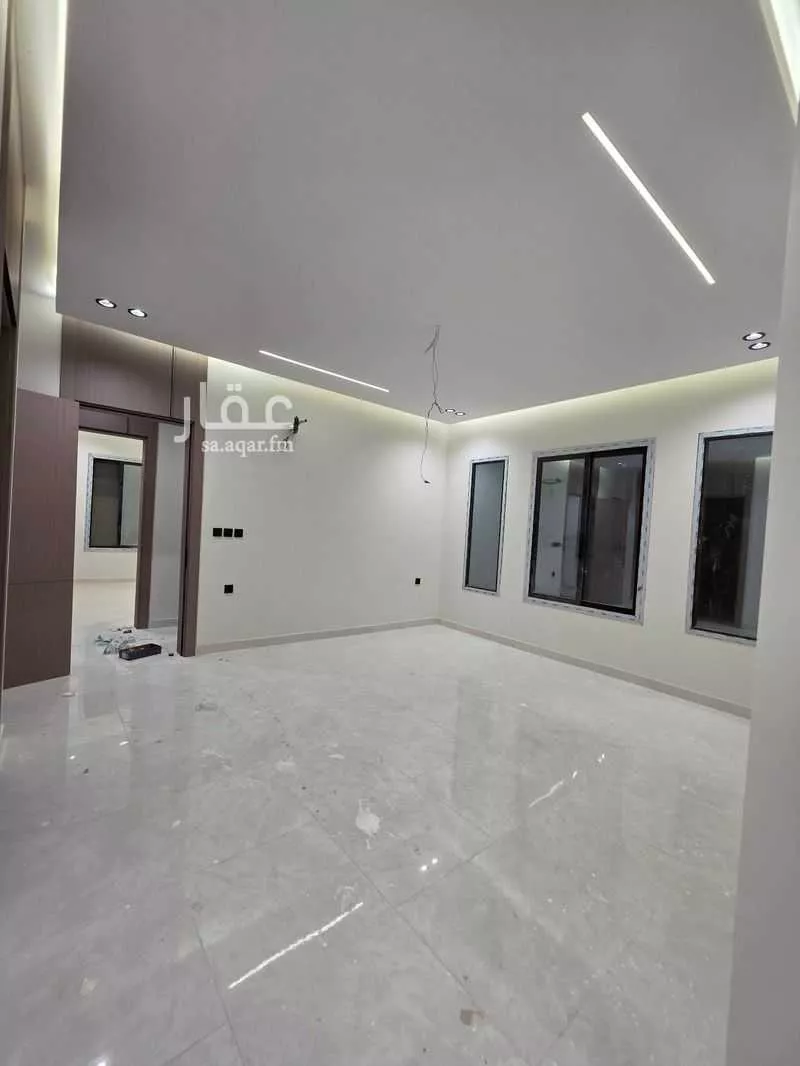 عمارة 601 م² في الفلاح 15