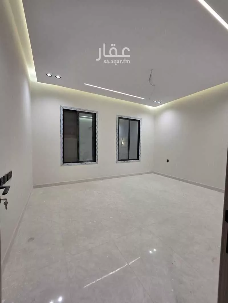 عمارة 601 م² في الفلاح 6